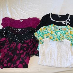 Twee Bundle; Six Blouses Size M/L